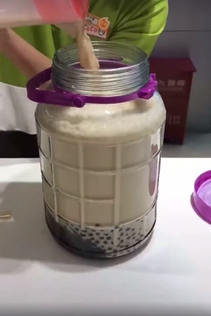 Viral Video Showing &Quot;Most Extra Way Of Drinking Bubble Tea&Quot; Has Got Netizens Amused - World Of Buzz 1