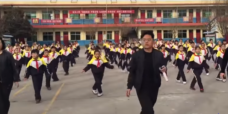 Chinese School Principal - WORLD OF BUZZ 1