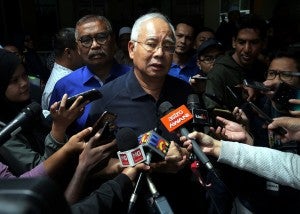 "I Have Never Met Her!" Najib Denies Testimony By Mongolian Model Altantuya's Cousin - WORLD OF BUZZ 2