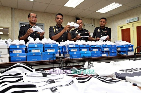 Over 1,000 Fake Adidas Goods Worth RM170,000 Seized From Seremban Mall - WORLD OF BUZZ
