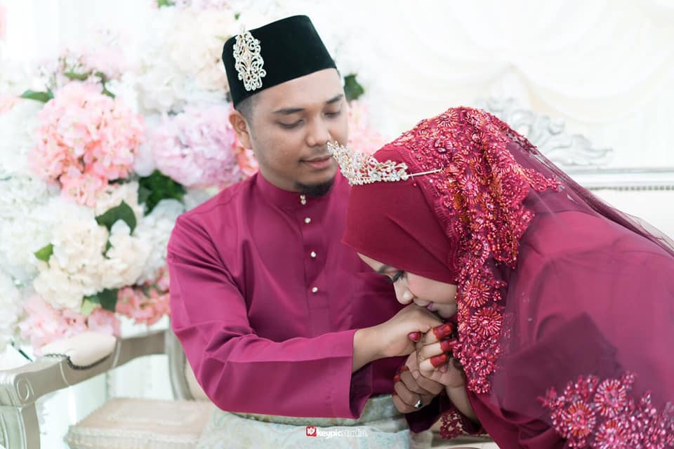 This M'sian Woman Fell In Love with A RapidKL Bus Driver and Now They're Married! - WORLD OF BUZZ 1