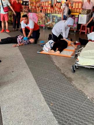 Two Old Ladies "Crushed" To Death As Crowd Stampedes For Free Food Vouchers - WORLD OF BUZZ 1
