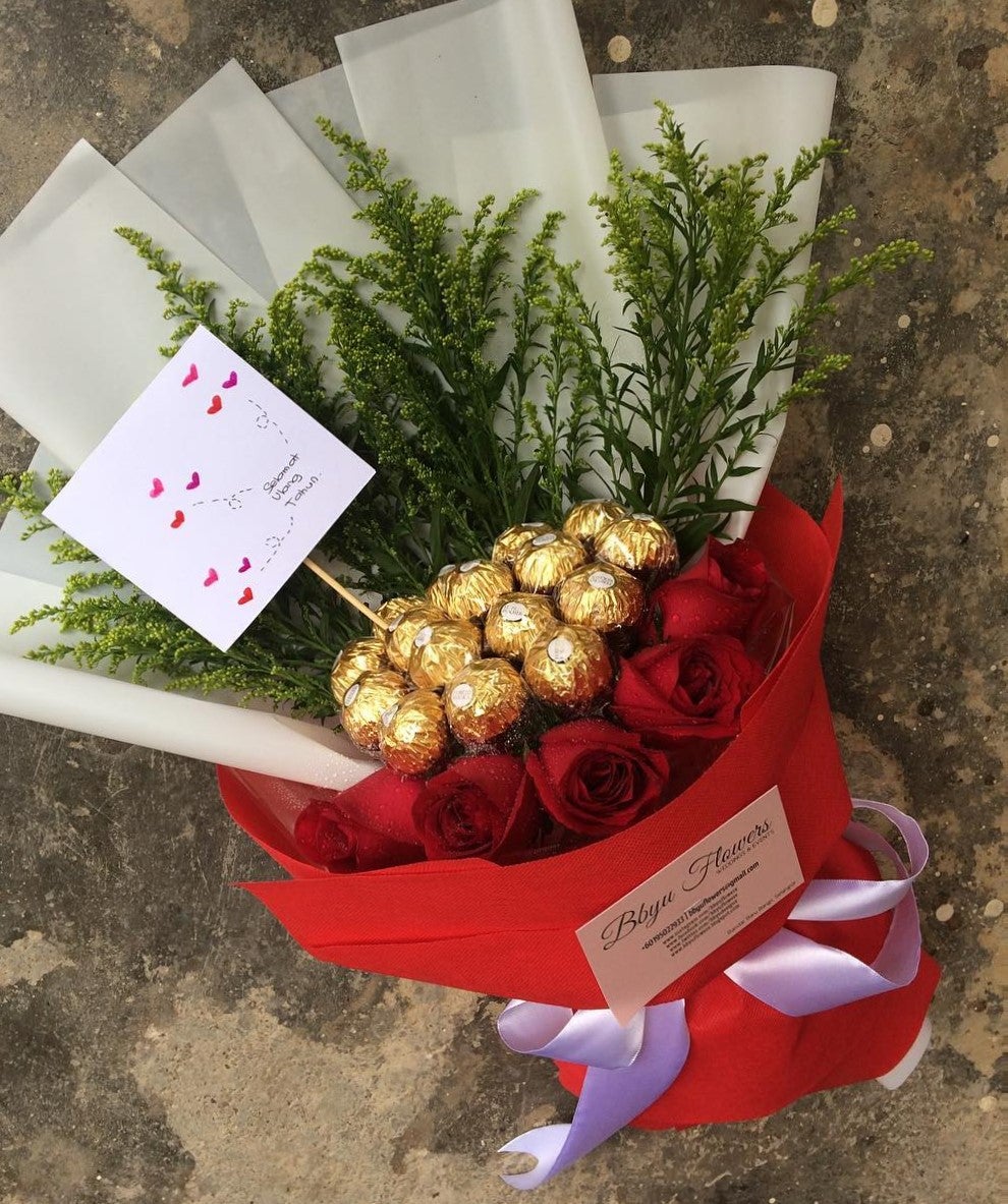 X Unique Bouquets You Can Get In KL This Valentines Day - WORLD OF BUZZ 1