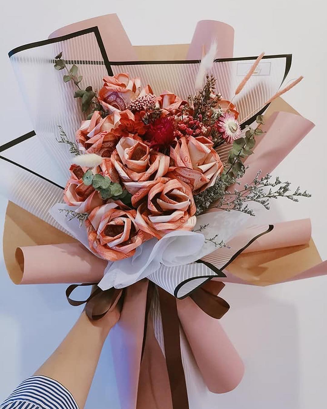 X Unique Bouquets You Can Get In KL This Valentines Day - WORLD OF BUZZ 6