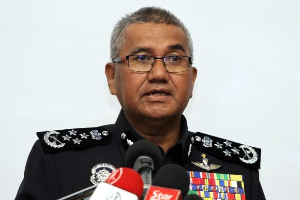 PDRM Senior Officers Insist They Were Asked to Retire; Did Not Resign Together as Rumoured - WORLD OF BUZZ 1
