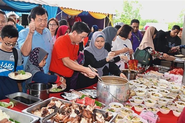 Penang Mosque Holds Chinese New Year Gathering For Community - World Of Buzz