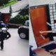 Seven Robbers With Parang Ambush Man Who'S Parking Car In Puchong House - World Of Buzz 2