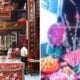 Temple Offers 500 Free Ang Paus For Cny, Woman Takes At Least 480 Of Them - World Of Buzz 7