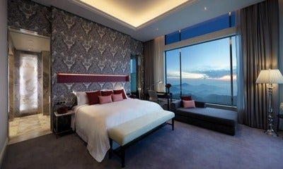 This Hotel Is The First In M'Sia To Be Awarded With 5-Star Rating By Forbes Travel Guide! - World Of Buzz 2