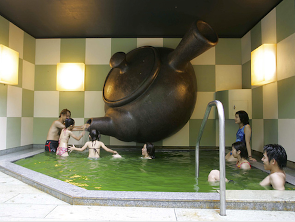 This Spa Has A Hot Spring Bath Filled with Melted Chocolate To Fulfil All Your Dreams - WORLD OF BUZZ 5