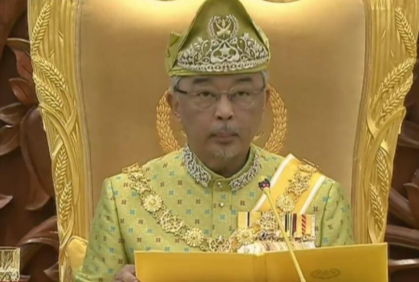 Agong Urges Citizens To Trust That The Gov't Is Doing Its Best To Reduce The Cost Of Living - World Of Buzz