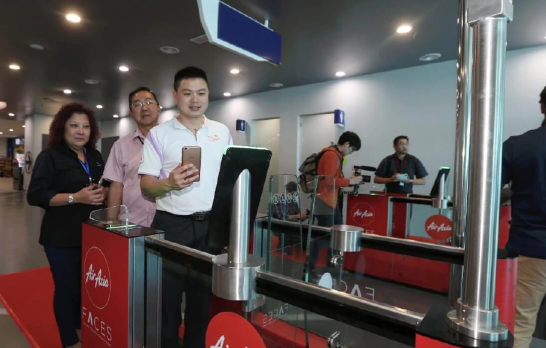 AirAsia Will Be Rolling Out Face Recognition System For Flight Boarding in Malaysia This Year - WORLD OF BUZZ 2