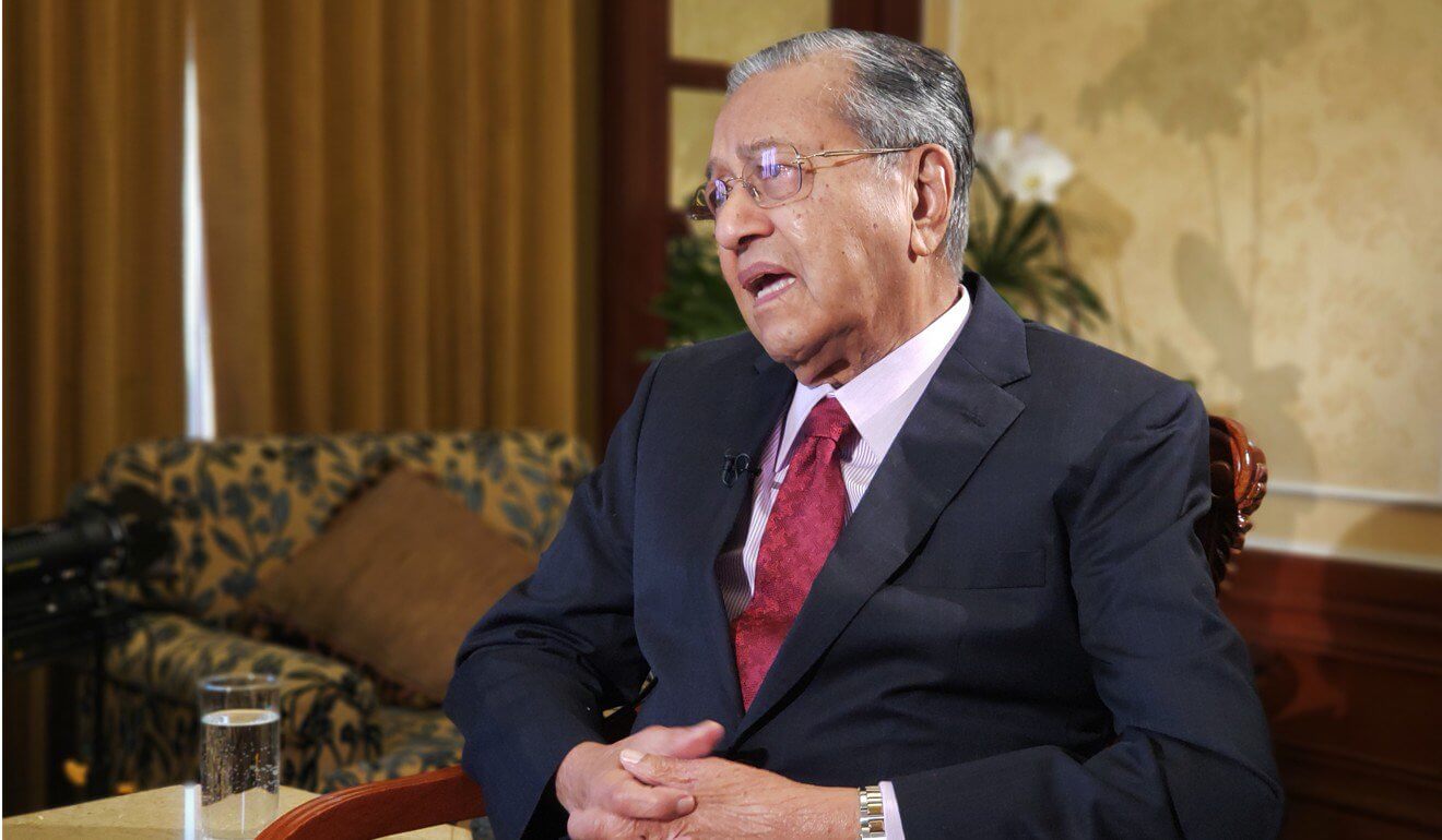 Looking East Once More: Mahathir Announces The He Would Side Beijing Over Washington, Here's Why - WORLD OF BUZZ 1