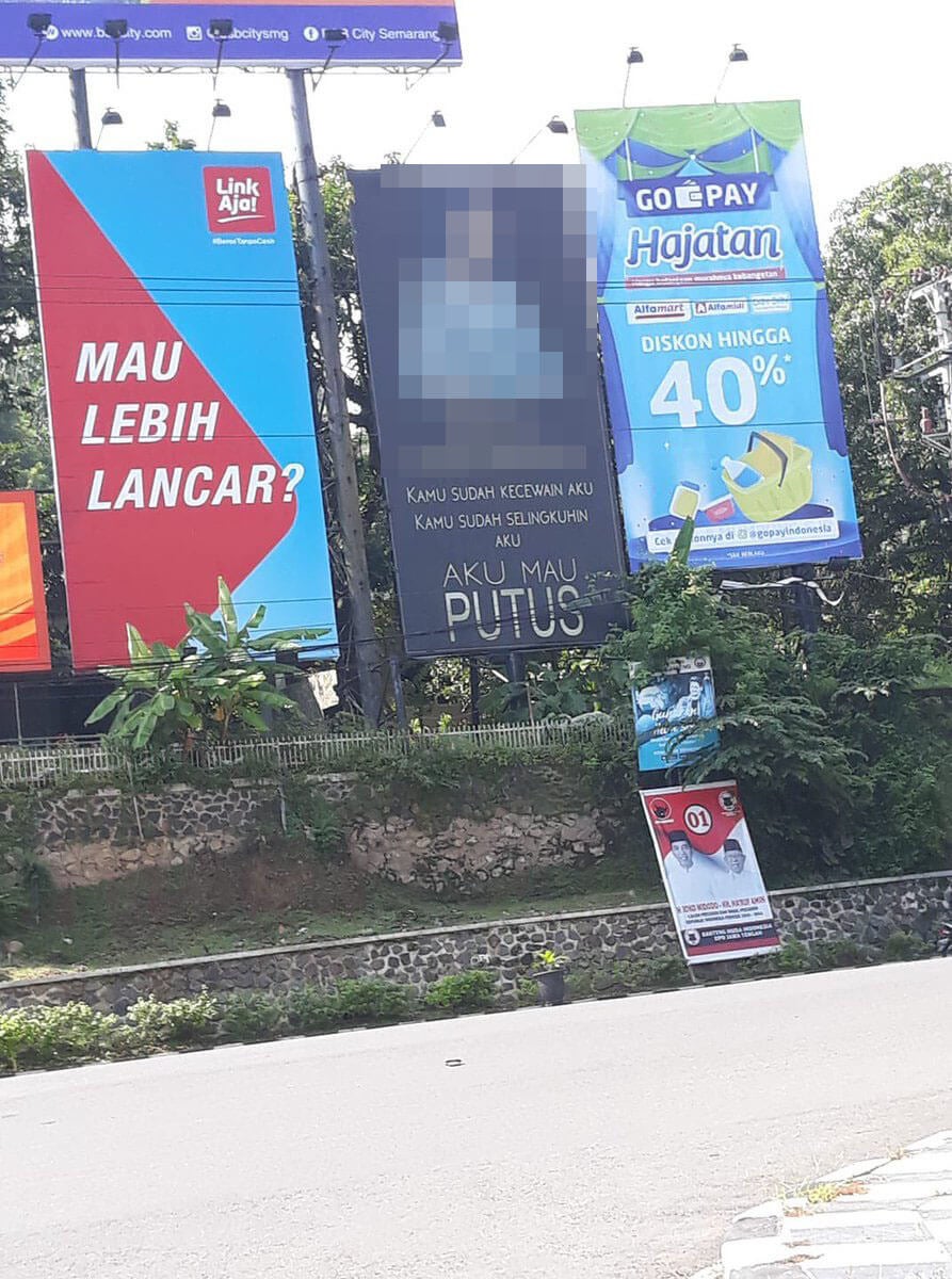 Man Finds Out His Girlfriend Cheated, Rents Billboard Space to Break Up With Her - WORLD OF BUZZ 2