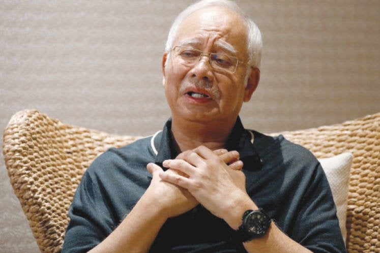 Najib "Crying" For Starving Students On Facebook, Gets Mercilessly Roasted By Netizens - WORLD OF BUZZ 2