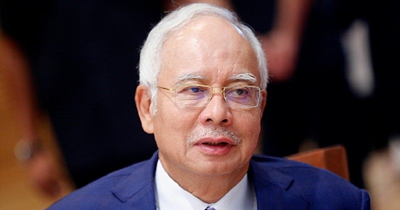 Najib Goes To Toilet Without Informing Court, Judge Pauses Proceedings To Look For Him - World Of Buzz