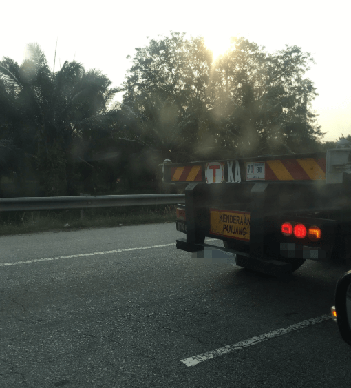 Netizen Shares Experience Of Almost Being Run Over By A Truck - World Of Buzz 1