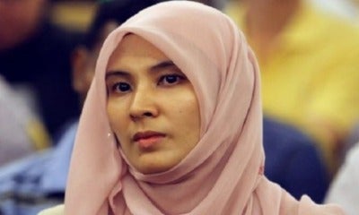 Nurul Izzah Calls Tun Mahathir &Quot;Former Dictator&Quot;, Says She'S Serving Her Last Term As Mp - World Of Buzz 3