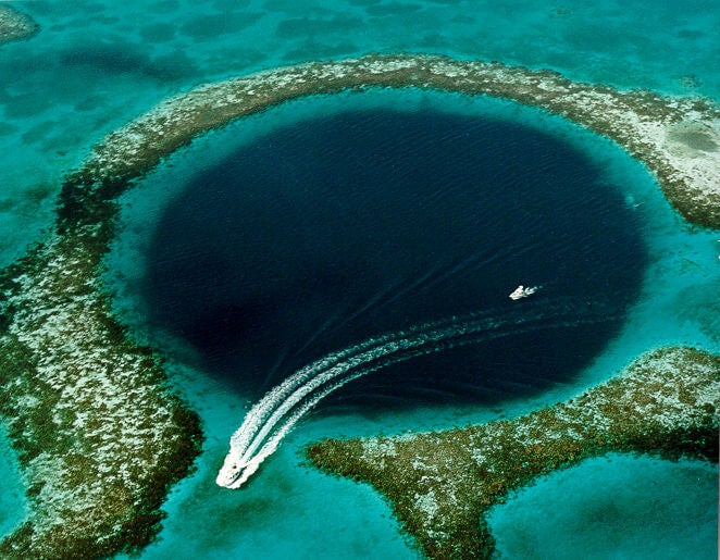Researchers Discover Malaysia's Only &Quot;Blue Hole&Quot; - World Of Buzz 2