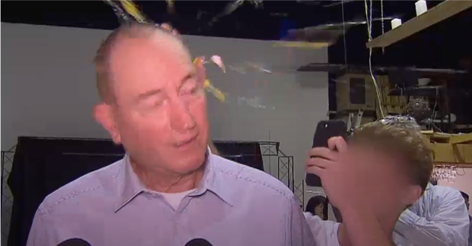 Senator Fraser Anning Has Been Egged By 17-Year-Old At A Local Event - WORLD OF BUZZ 1
