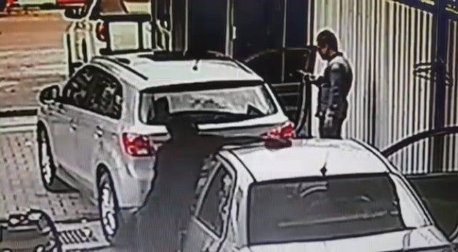 Thief Drives Off With Car In Kl Car Wash, As Employee Notices Too Late - World Of Buzz 1