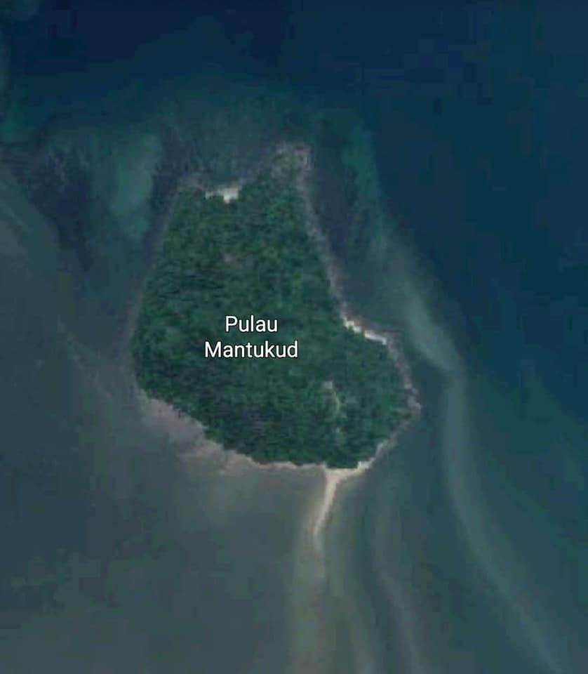 This Malaysian Private Island Is Actually Up For Sale, Here's What You Should Know - WORLD OF BUZZ 1