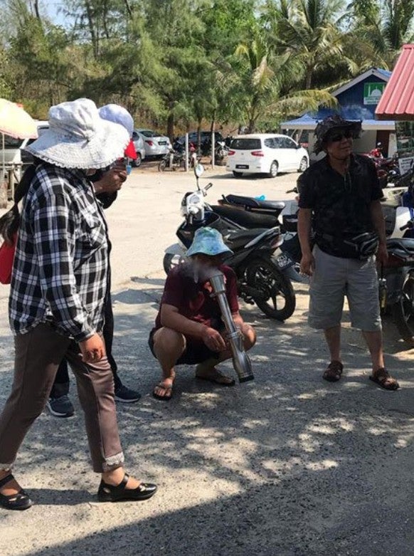 Tourist In Langkawi Gets Arrested After Smoking From A 'Bong' In Public - World Of Buzz 3