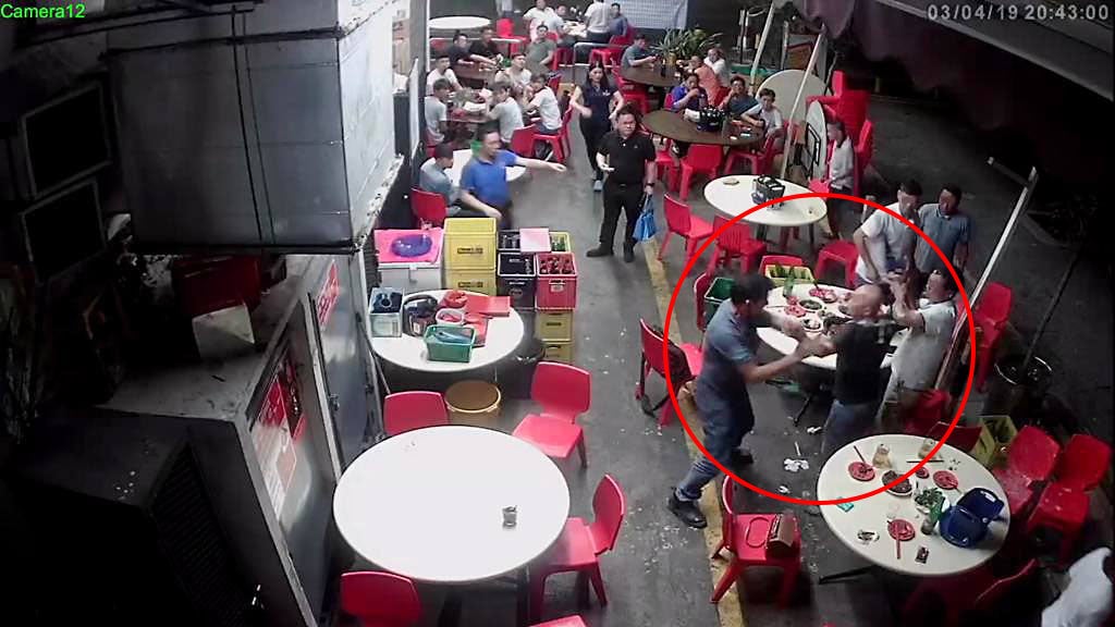 51yo Man Attacks Smoker in Kopitiam with 30cm Saw After He Ignores Request to Stop Smoking - WORLD OF BUZZ 1