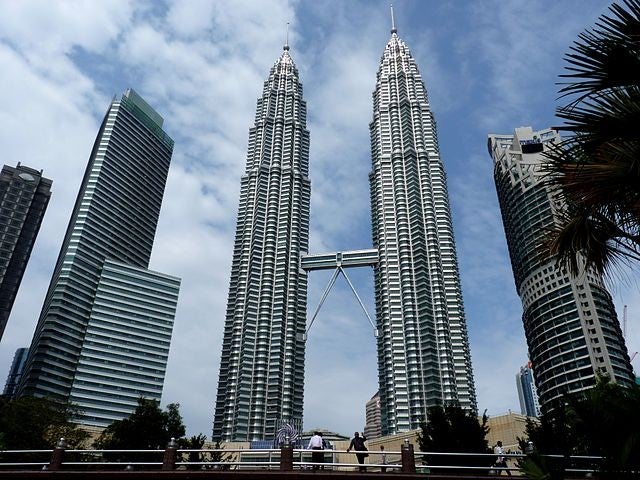 640px the petronas twin towers in kuala lumpur malaysia news featured