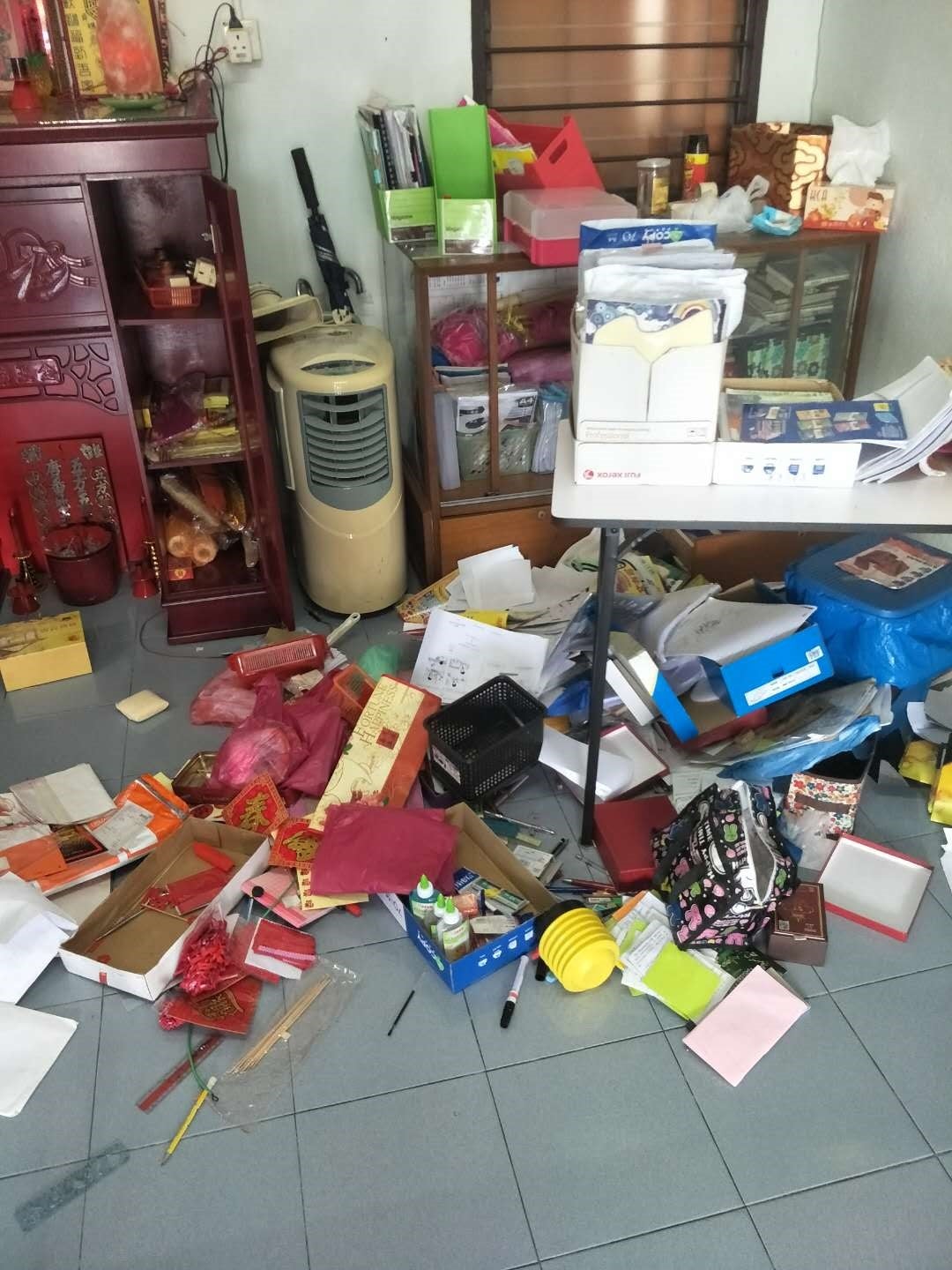 Burglars Break into Penang House, Leave With Nothing As They Can't Believe How Messy It Is - WORLD OF BUZZ