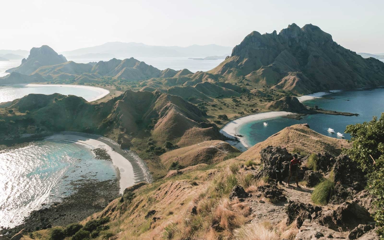 komodo island indonesia KOMODOCLOSE0419