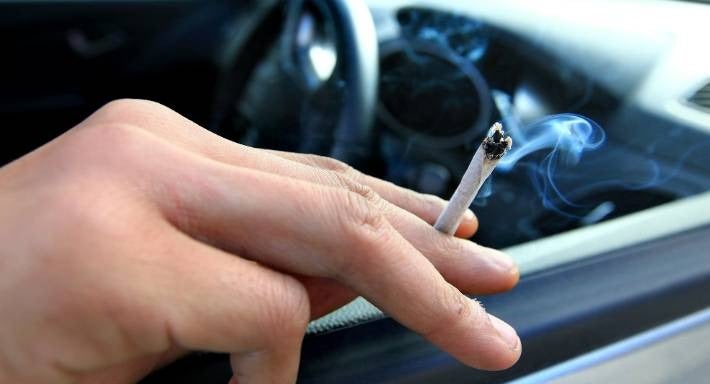 Mma: Malaysians Should Also Be Banned From Smoking In Cars - World Of Buzz