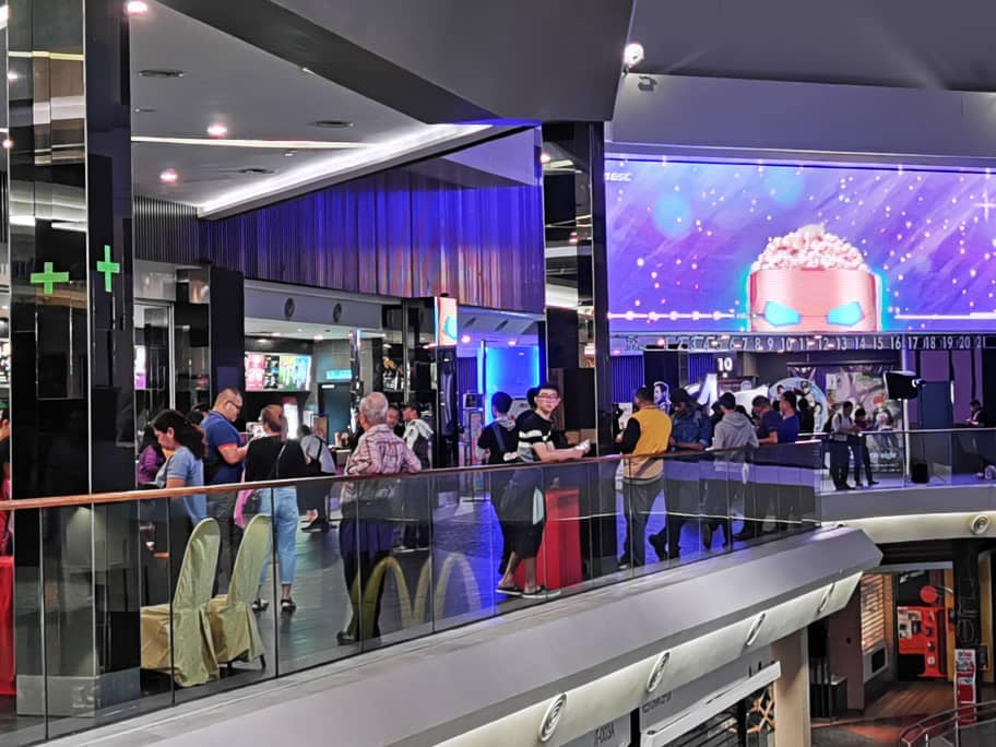 M'sian Fans Are Taking Leaves &Amp; Going To Cinema At 6.30Am Just To Watch Avengers: Endgame - World Of Buzz