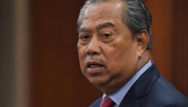 Muhyiddin: Home Ministry Will Not Remove Religious Status on MyKad - WORLD OF BUZZ