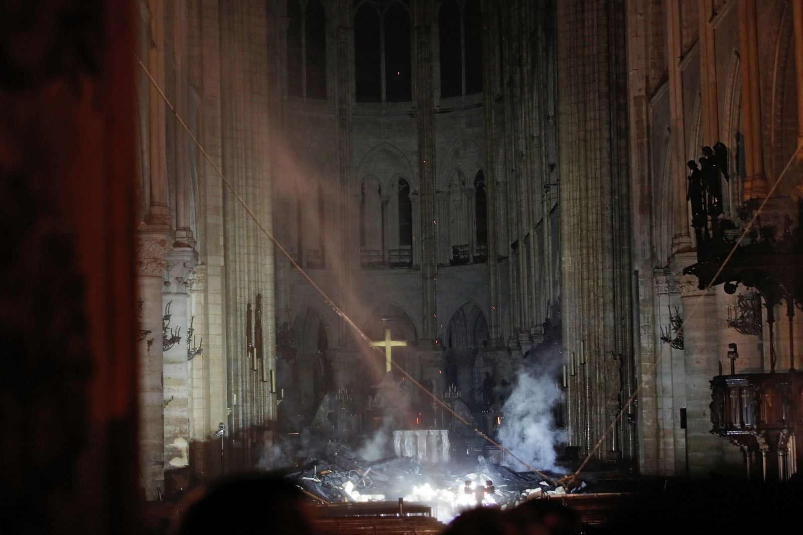 Newly Released Photos Show The Inside Of Notre Dame Cathedral After The Fire - World Of Buzz