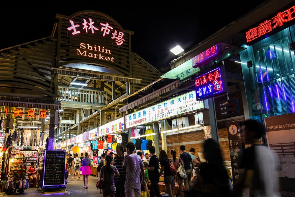 Shilin Night Market In Singapore Will Be Featuring 137 Pop Up Stalls, Here's What You Need to Know - WORLD OF BUZZ 1