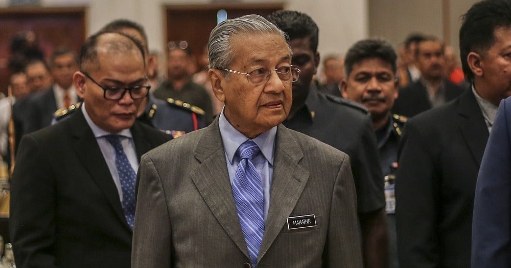 Tun M: Umno Have No Right To Suggest Johor Menteri Besar Candidate Because They Lost GE14 - WORLD OF BUZZ 1