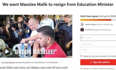 Angry Malaysians Are Demanding &Quot;Controversial&Quot; Maszlee To Resign From Minister Of Education - World Of Buzz 2