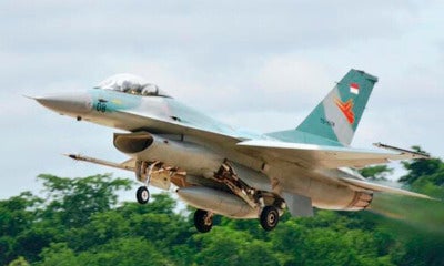 Indonesian Jet Fighters Will Be Flying Low Over Cities To Wake People Up For Sahur - World Of Buzz