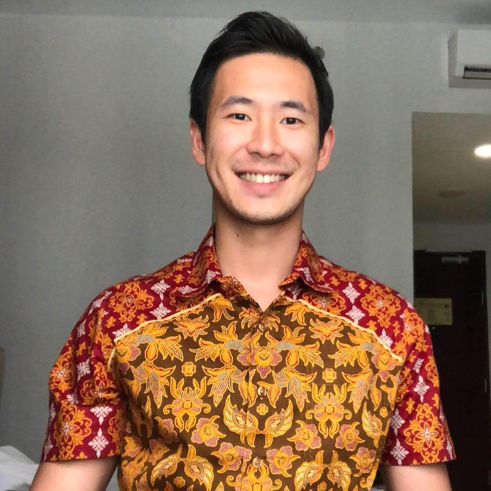 Malaysian Family Hilariously Promotes Handsome Son Who's Still Single in Late Father's Obituary - WORLD OF BUZZ