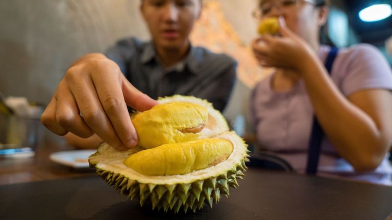 Man Suspected Of Drunk Driving After Failing Breathalyser, Turns Out He Was Just Eating Durian - World Of Buzz 2