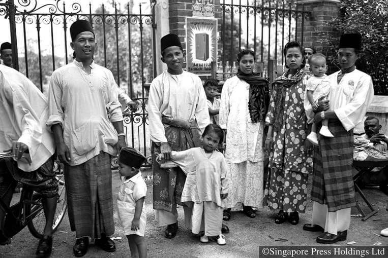 Then Vs Now: How Raya Celebrations Have Changed Over The Years In Malaysia - World Of Buzz 2
