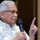 Tun Daim: Malaysia Can'T Compete Globally Because Youngsters' Have Poor English Language Skills - World Of Buzz