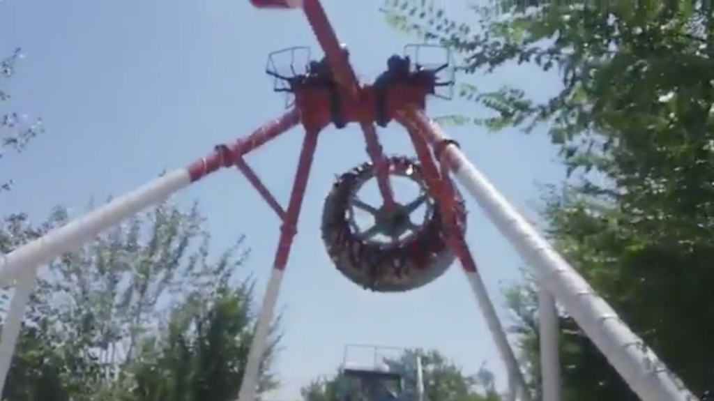 19-Year-Old Girl Dies After Theme Park Ride Breaks Apart Mid-Air - WORLD OF BUZZ 1