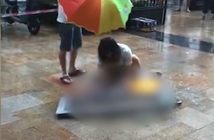 6-Year-Old Boy Crushed By Falling Window In Shenzhen - WORLD OF BUZZ
