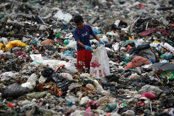 Canada Says It Won't Be Accepting Plastic Waste Sent Back From Malaysia - World Of Buzz 1