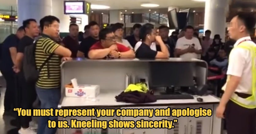 Man Demands Airport Staff To Kneel & Apologise Because Flights Were Delayed Due To Bad Weather - WORLD OF BUZZ