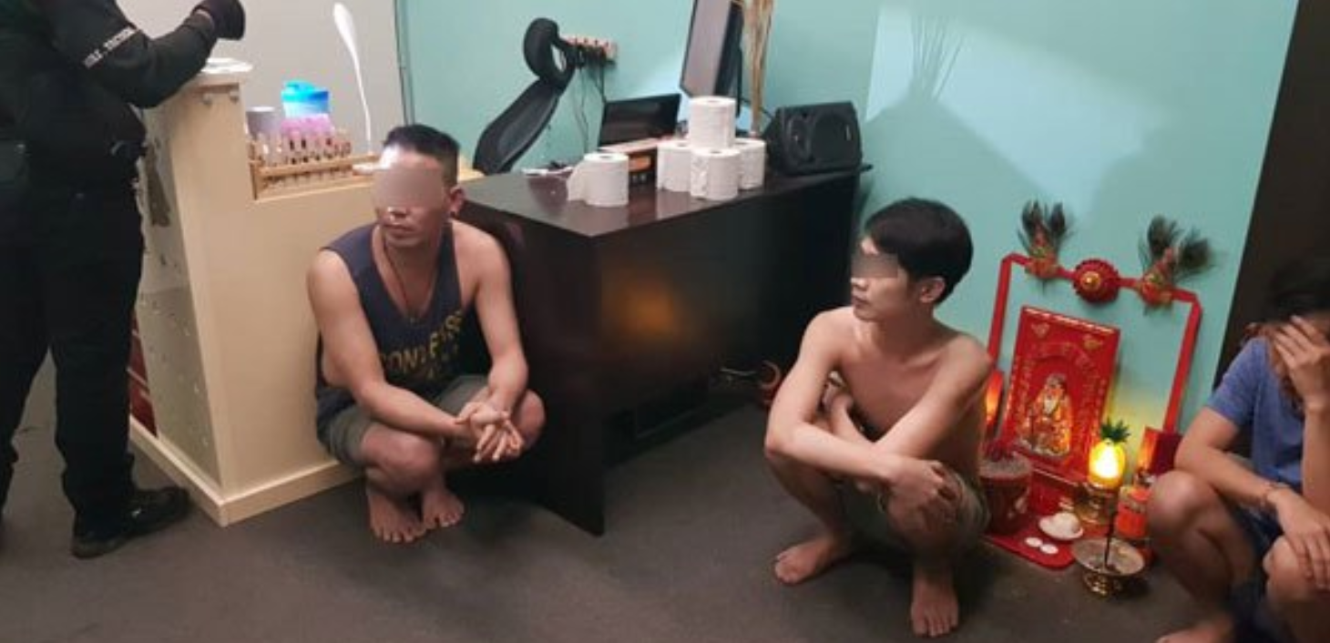 Illegal Gay Massage Centre In Puchong Raided, Arrested Married Man was a Regular Customer - WORLD OF BUZZ