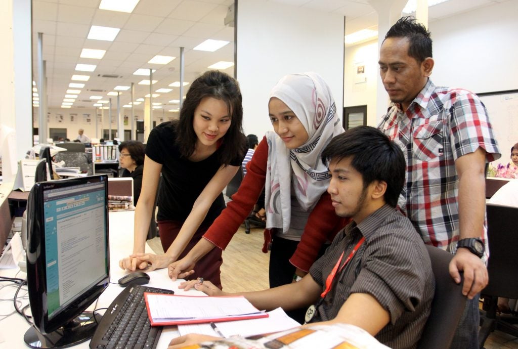 [TEST] Looking For A Job in Malaysia? Here Are 5 Crucial Tips Every M’sian Needs to Know First - WORLD OF BUZZ 1