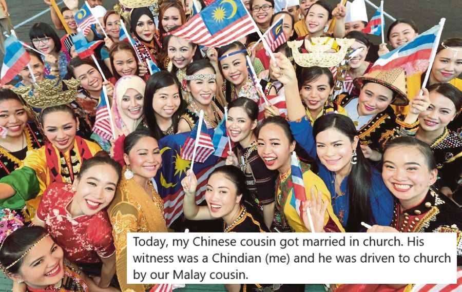 &Quot;Chinese, Malay, &Amp; Chindian&Quot; - Family'S Multireligious Wedding Shows True Beauty Of Malaysia - World Of Buzz 1